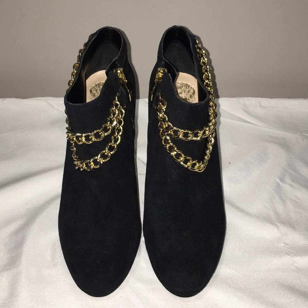 LADIES VINCE CAMUTO BOOTS